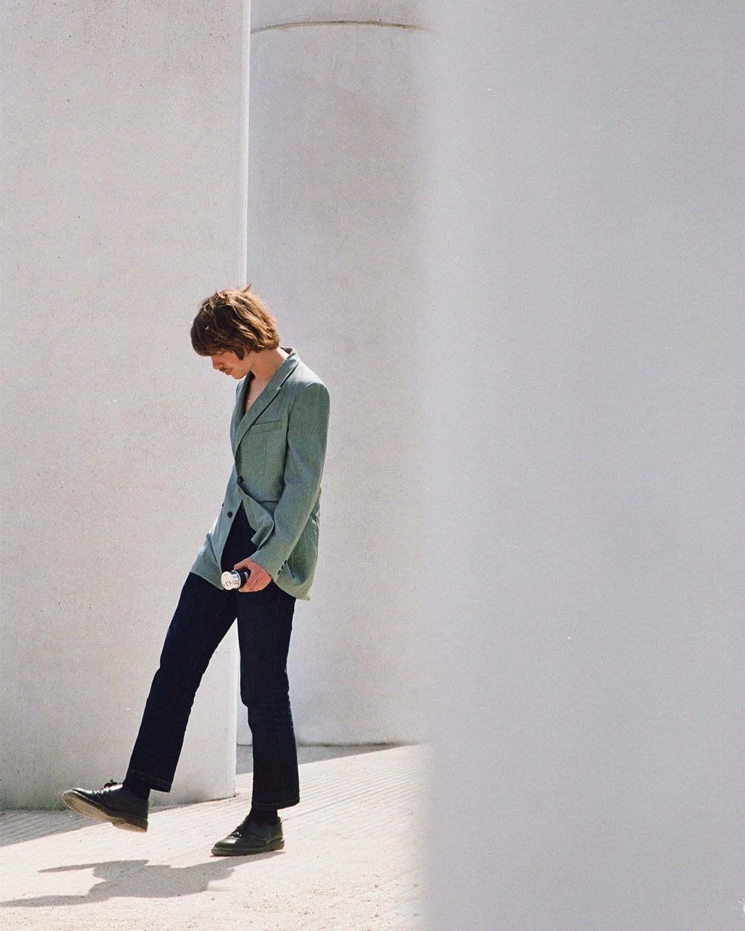 Rochas Paris - CHIC SIGNATURE

With its oriental fougère trail, l’Homme Rochas reflects Parisian chic with its wild, irresistible and thoroughly masculine charms.

⁣#lhommerochas #rochasparis #rochas