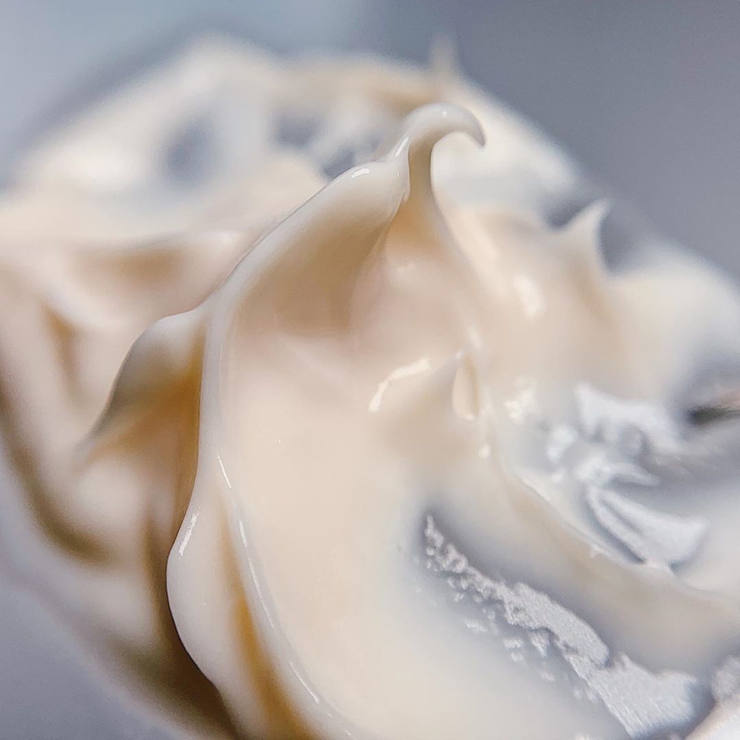 zion health - Do you like to mix different ingredients into your moisturizer? If you haven’t tried it before, you might want to try what @skinclips does!⁣⁣
---⁣⁣
"🍦 Hot summer days need ice cream!!!⁣⁣...