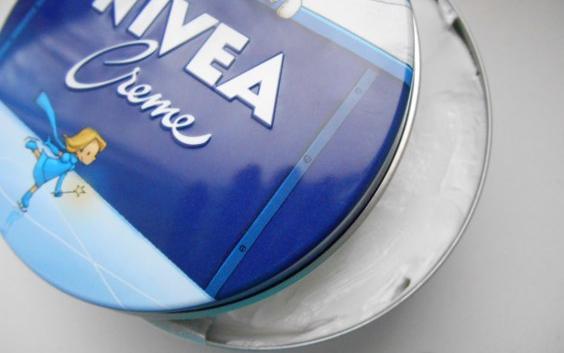 Универсальный увлажняющий крем NIVEA Creme фото