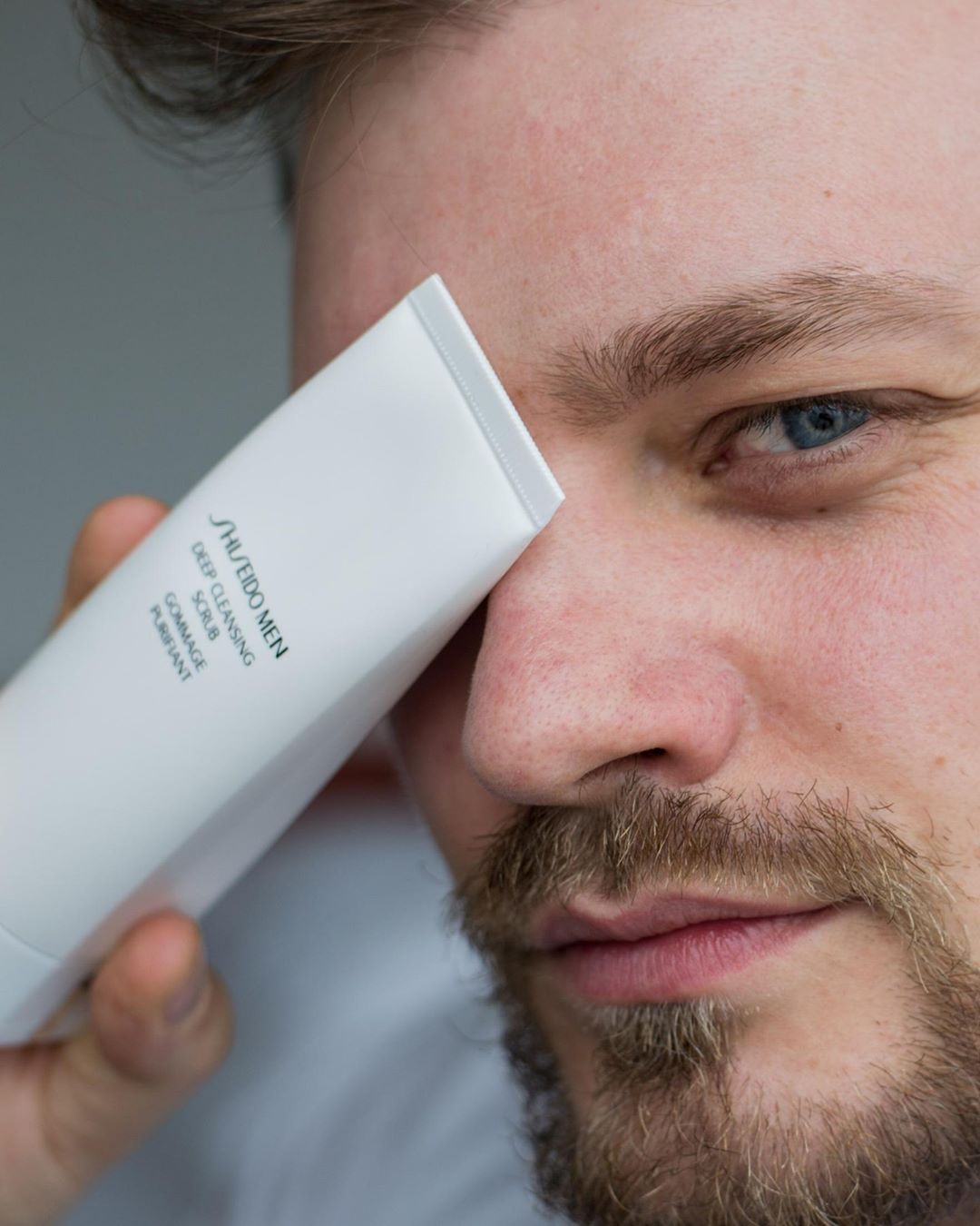 SHISEIDO - Is your face mask a cause for skin concern? Friction from face masks can often lead to dull, rough and tired-looking skin. Here's @anthopom with his #1 face scrub and skincare savior: Shise...