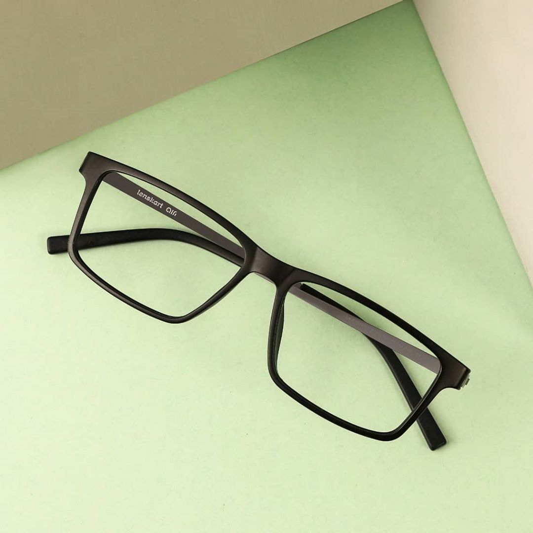 LENSKART. Stay Safe, Wear Safe - Looking out for some evergreen classics? These all-black rectangular glasses match your choice like a dream!

🔎136750

#Mission2020 #2020Vision #LenskartEyewear #LiveI...