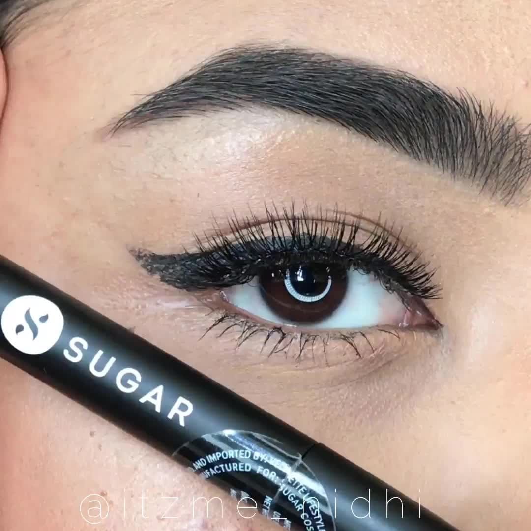 SUGAR Cosmetics - Shape your brows like a boss.⁠
In frame: @itzme_nidhi⁠
⁠
Product used: Arch Arrival Brow Powder 04 Felix Onyx⁠
.⁠
.⁠
💥 Visit the link in bio to shop now.⁠
.⁠
.⁠
#TrySUGAR #SUGARCosme...