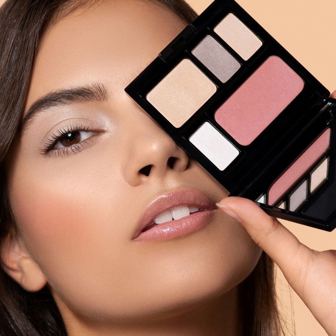 ARTDECO - Create your own and individual Beauty Box 🖤 with gorgeous colours for the summer! Which shades are your faves?

For Germany & Austria only: buy 3 refillable products and get one Beauty Box f...