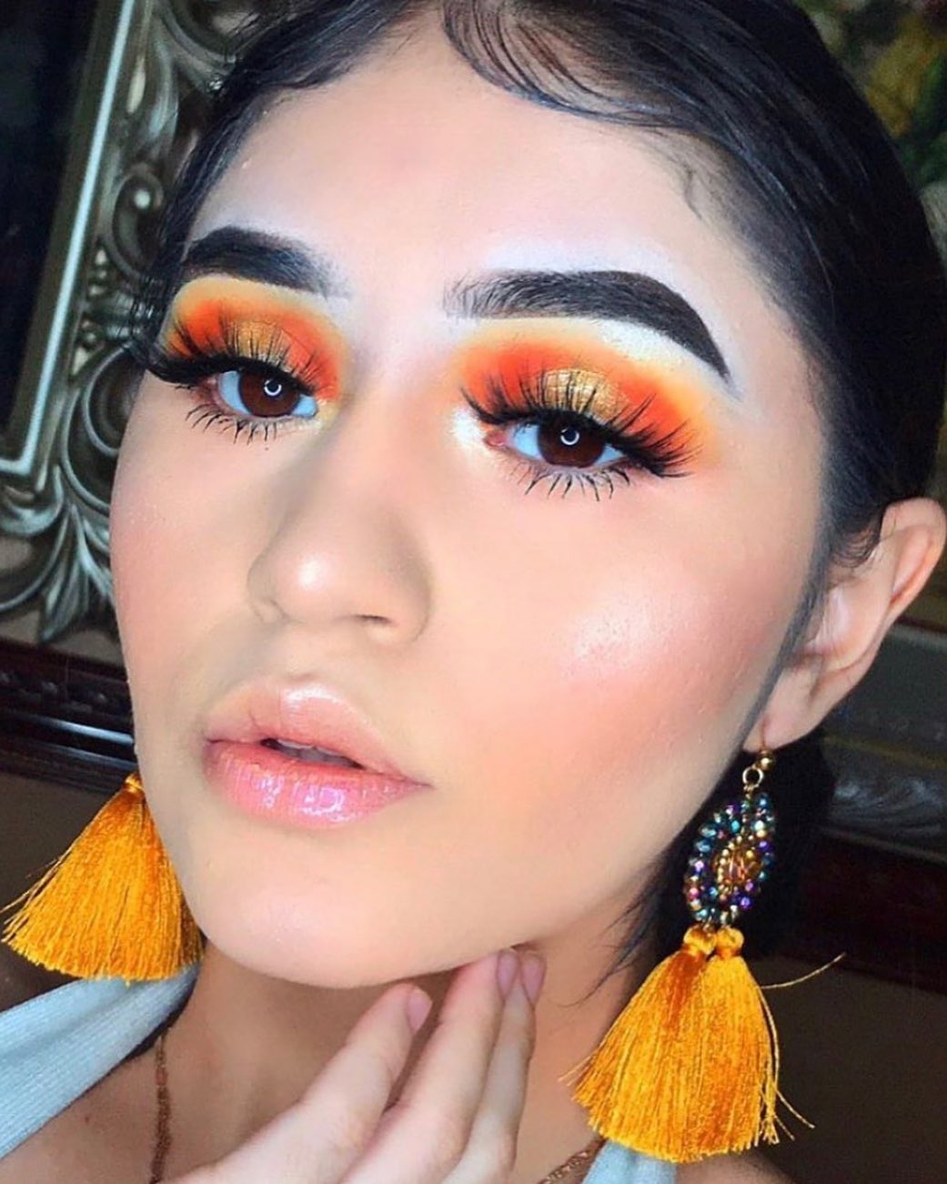 J. Cat Beauty - All about the summers colors💛⛱☀️ The gorgeous @mak3upbylizz is wearing You Glow Girl Baked Highlighter in “Crystal Sand”✨
.
.
.
#jcat #jcatbeauty #trendmood #look #makeup #makeuplook #...