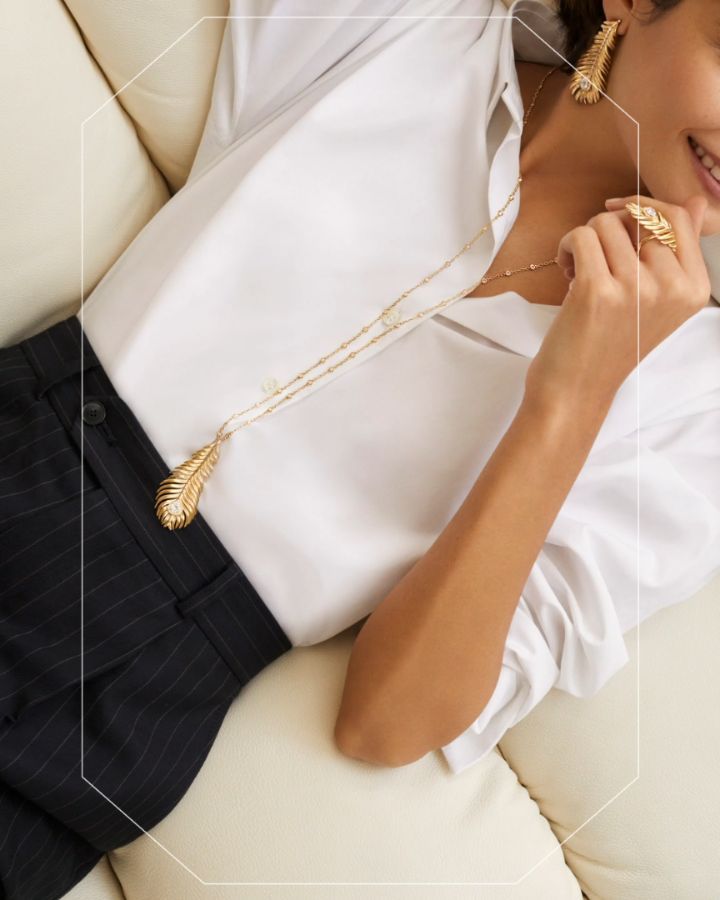 Boucheron - Dare the total Plume de Paon look with a white shirt
#PlumedePaon