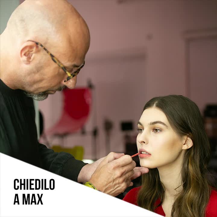 Collistar Italia - CHIEDILO A MAX! 💄 Nuovo appuntamento con Massimiliano Della Maggesa, International Make-Up Artist Collistar, che anche questa settimana è pronto per rispondere a tutte le vostre do...