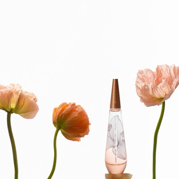 Issey Miyake Parfums - It’s time to bloom with Nectar d’Issey Première Fleur!#TimeToBloom #nectardissey  #isseymiyakeparfums #movedbynature #fragrance