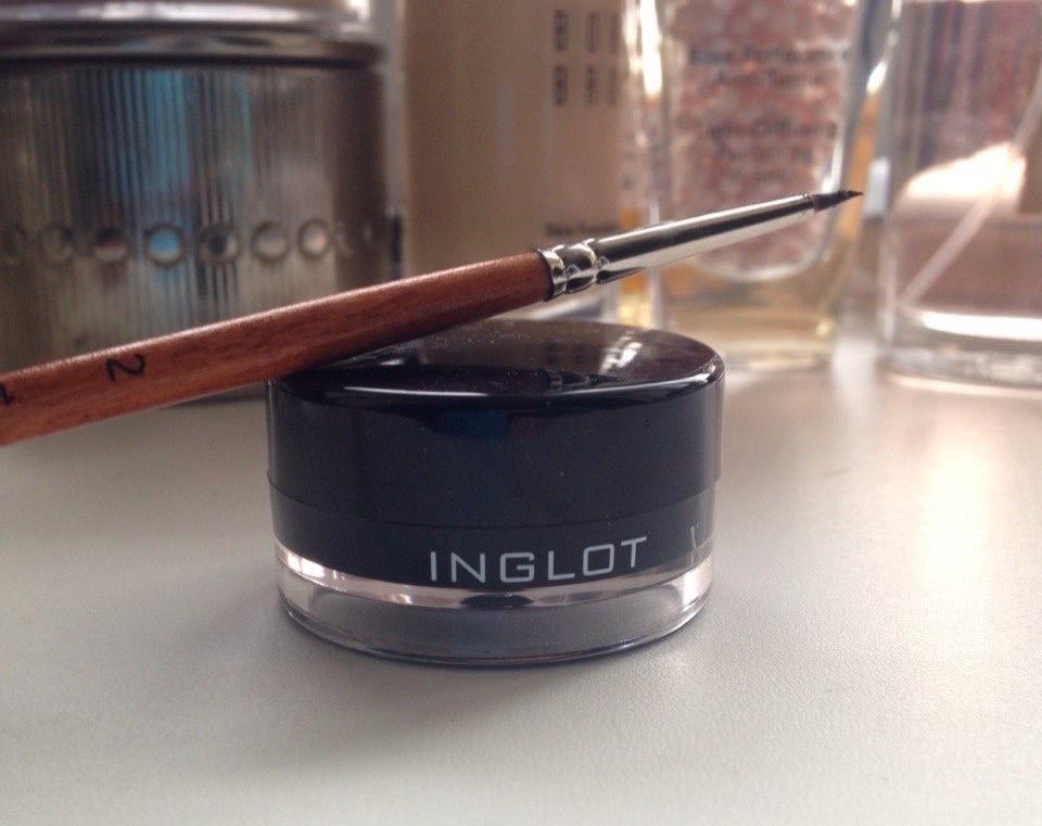 Гелевая подводка для глаз inglot. Гелевая подводка инглот 77. AMC Eyeliner Gel 77. Гелевая подводка инглот. Гелевая подводка Inglot.