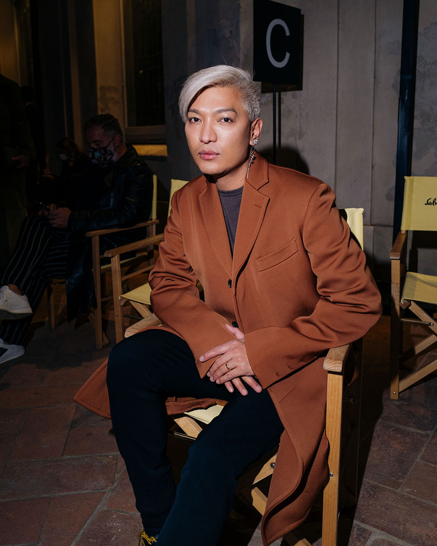Salvatore Ferragamo - Bryanboy strikes a pose at the Salvatore Ferragamo Spring/Summer 2021 fashion show, dressed in a vicuna brushed twill tailored coat ensemble #FerragamoSS21