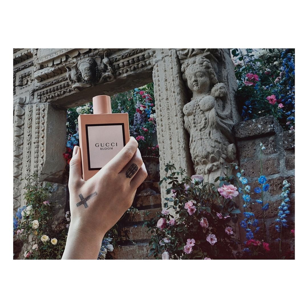 Gucci Official - First seen on @guccibeauty, an image from the new campaign photographed by @floriasigismondi, Gucci Bloom Eau de Parfum is shown in the hand of @florence Welch. The fragrance is inspi...