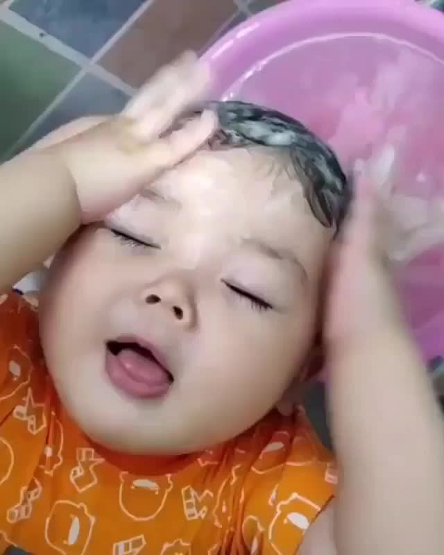 Tangle Teezer Hairbrush - Mooood RN 🤣😌 Isn’t she sooo cute?!😍
Repost @meplusfashion