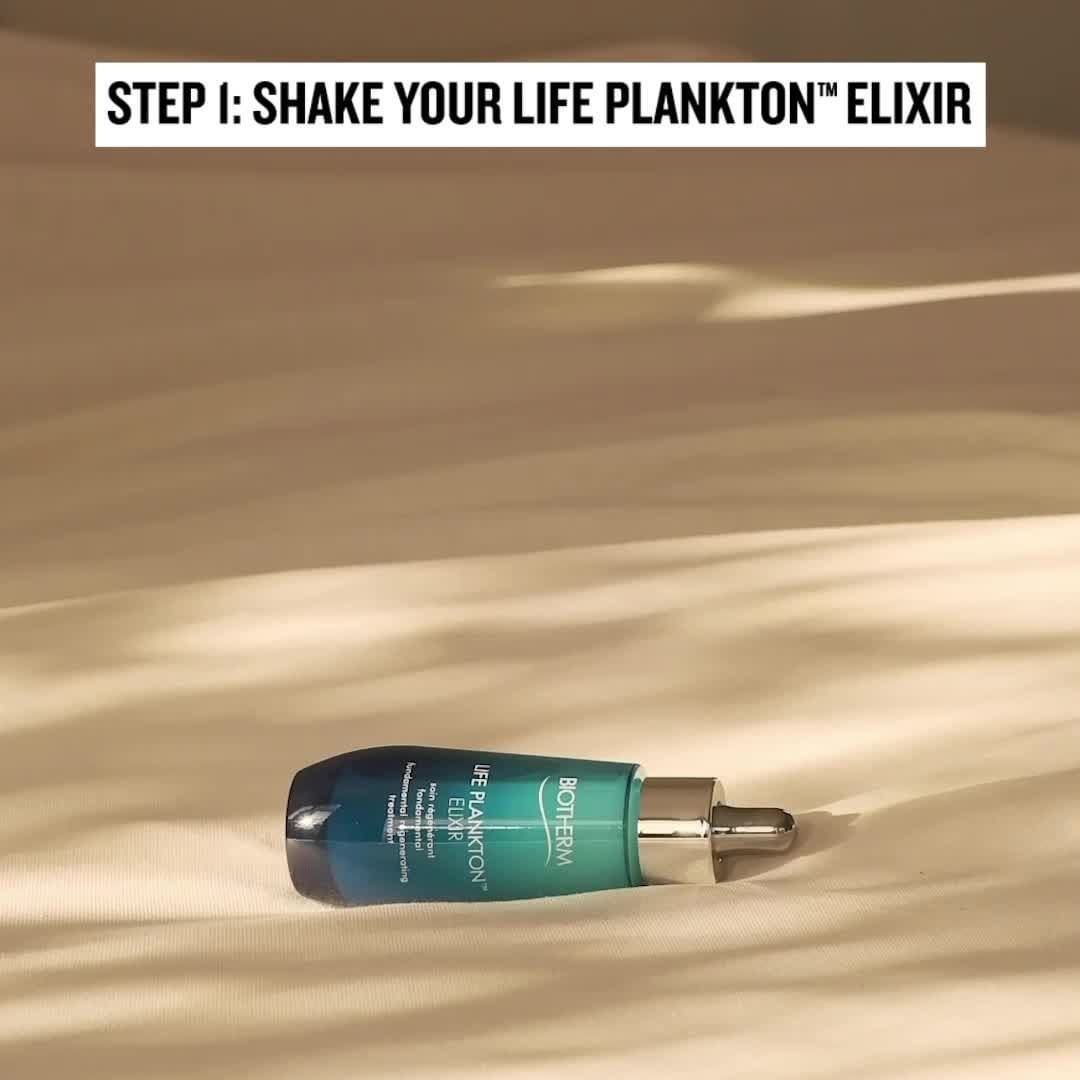 BIOTHERM - Healthy, glowing skin is as easy as 1, 2, 3 
Step 1: shake, shake, shake to awake 
#Biotherm #BiothermFamily #LifePlankton
