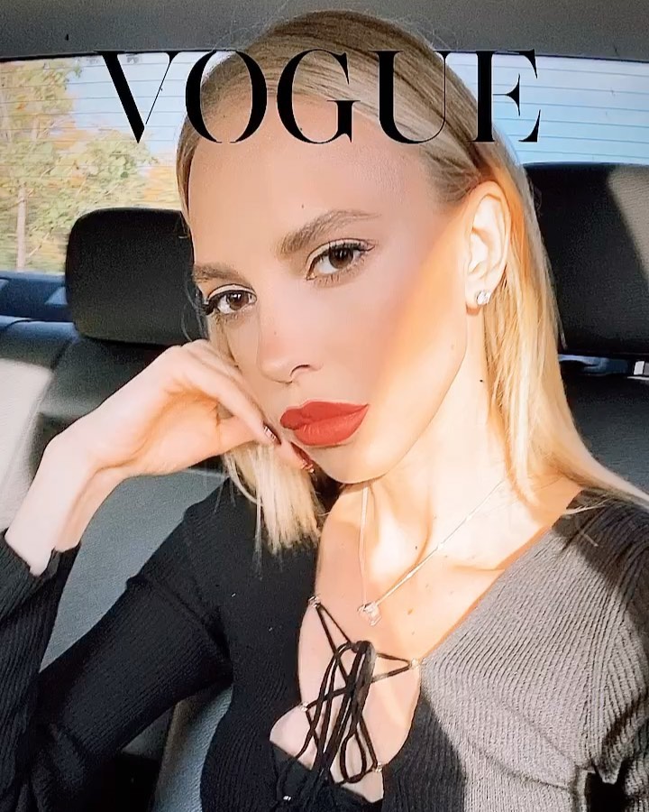 Надя Сысоева - Секунда самолюбования ☺️♥️имею право -накрасилась ☺️☺️👌🏻
Muah @dasha_buba