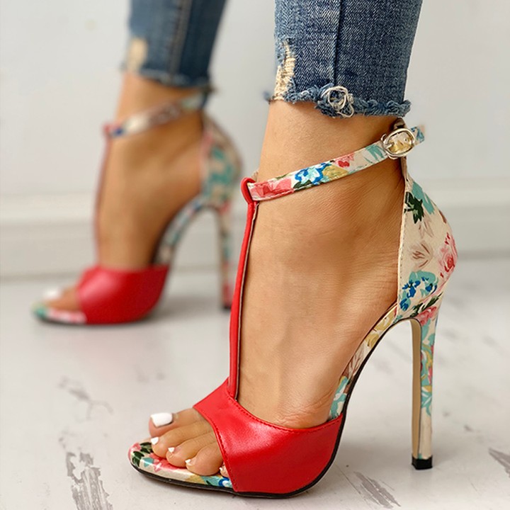 Joyshoetique - Red is our happy colour ⁠
Search🔍:[LZT1125] ⁠
👠www.joyshoetique.com👠⁠
⁠
#joyshoetique#fashion#style#instagood#picoftheday#musthave#inlove#howtostyle#ootd#starEmbellished#instashop#picof...