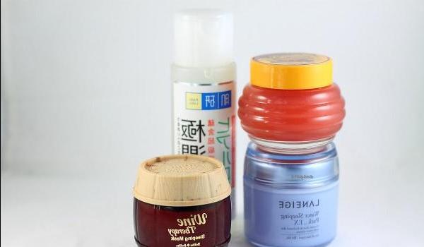 Night face masks or while the city sleeps running Holika Holika Laneige, and in company with the HadaLabo Lotion - review