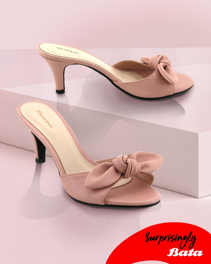 Bata Brands - Add a surprisingly element to your summer outfit with rose-colored kitten heels from the latest Surprisingly Bata collection. 
.
.
.
.
.

#BataShoes #Heels #Pink #ShoesAddict #Stylish #S...