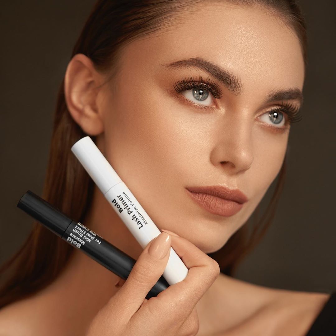 קרליין | Careline - Be the Bold to my primer 💗
#CarelineOnline #CarelineIsrael 
#lash_primer #mascara
📷@_oliverrudolph
💄@omerasaf
💋@charleenweiss
❤@ingo_nahrwold
⭐@kristina_heinisch
⭐@agency_bigoudi
....