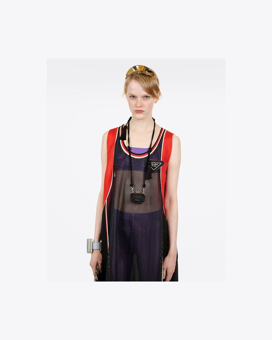 Prada - The original pieces of this look, worn at the #PradaFW20 women’s runway show in Milan, are now up for #auction.
A collaboration with @sothebys, the sales will benefit @unesco.
Bidding now open...