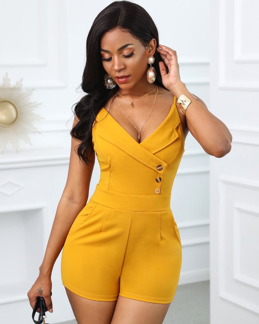 Chic Me - it’s a heat wave 🔥⁠
🔍"LZR1127"⁠
Shop: ChicMe.com⁠
⁠
#chicmeofficial #fashion #lovecurves #ootd #style #chic #fashionmoment