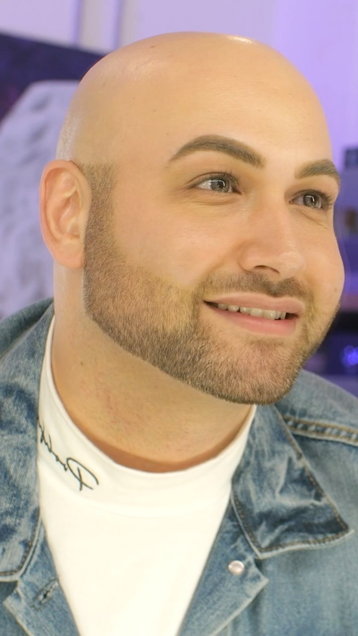 Urban Decay Cosmetics - THIS JUST IN: UD Global Makeup Artist @udstevek keeps his brows on LOCK with Inked Brow Gel for up to 60 hours—zero touch-ups! 🤯 Grab this long-wear brow gel and the rest of ou...