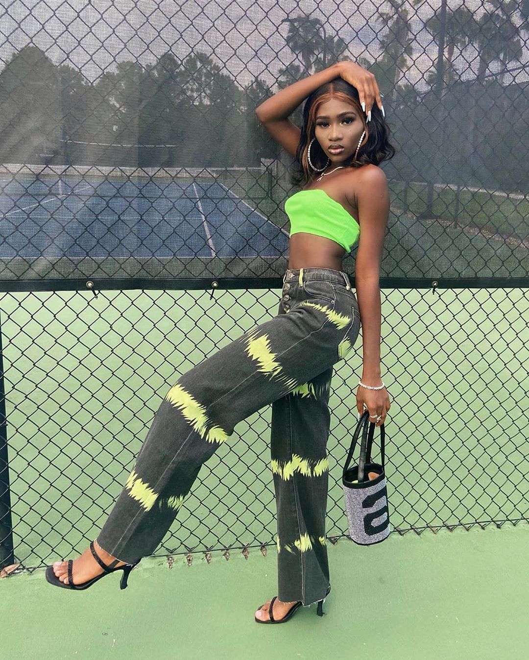 SHEIN.COM - Leave them green with envy 💚 @agnesphilip_
ID:1180353‬,1200105‬
#SHEIN #SHEINgals #SHEINstyle #SHEINss2020 #SHEINsummerfun #jeans