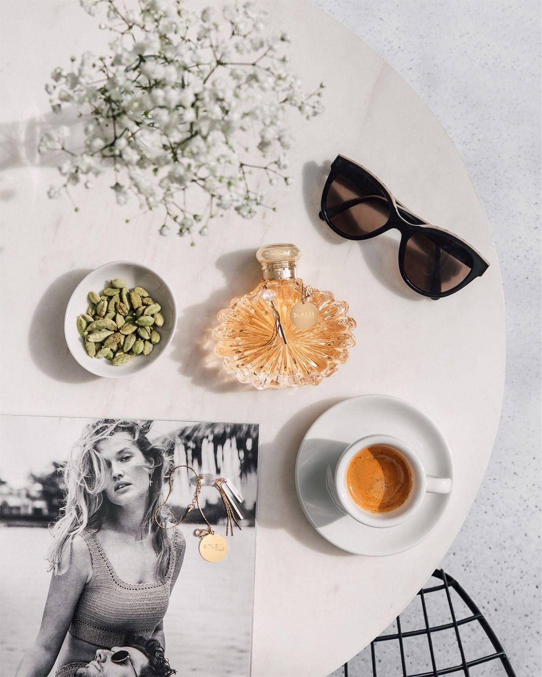 LALIQUE - As irresistibly sweet as the first sip of coffee in the morning. Soleil Lalique, available on lalique.com
.
.
.
.
.
#soleillalique #IAMTHESUNCHILD #hairmist #soleil #sunchild #laliqueparfums...