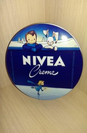 Универсальный увлажняющий крем NIVEA Creme фото