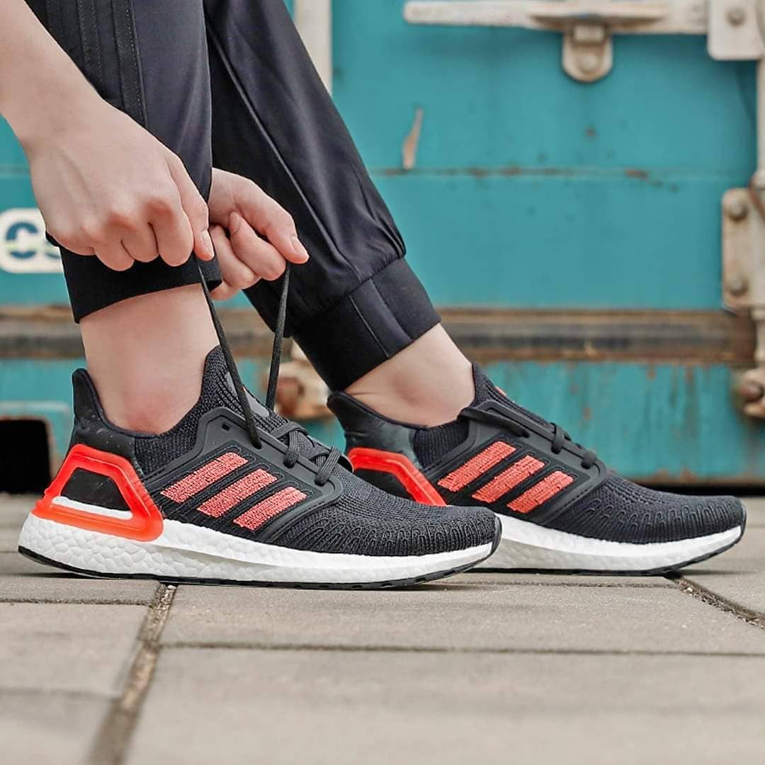 Foot Locker ME - A new day. A new run. Make it your best with these ultra boosts

“Now Online, shop at”

footlocker.com.kw
footlocker.com.sa
footlocker.ae