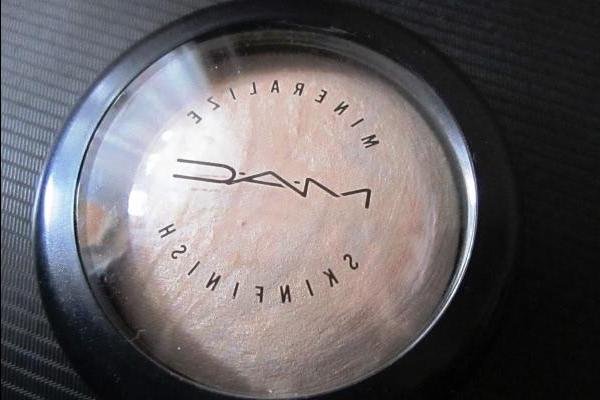 Wonderful svargaloka - MAC Mineralize Skinfinish Lightscapade - review