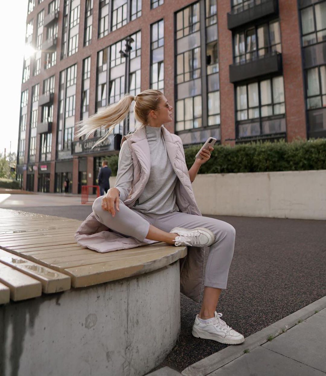 ZARINA женская одежда - Прохладное время года – идеальная возможность для экспериментов и поиска своего стиля. Сочетать, пробовать и не бояться новых решений✨
⠀
Новая коллекция позволит вам раскрыть... ZARINA женская одежда - Прохладное время года – идеальная возможность для экспериментов и поиска своего стиля. Сочетать, пробовать и не бояться новых решений✨
⠀
Новая коллекция позволит вам раскрыть...