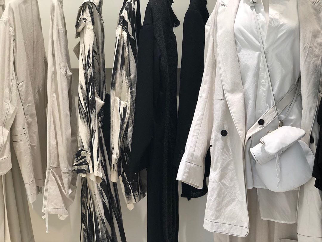 Yohji Yamamoto - Y’s , Yohji Yamamoto pour Homme and LIMIfeu AW20 collection available at Yohji Yamamoto Louvre store. 

▫️ Y’s Yohji Yamamoto 25, rue du Louvre 75001 Paris 
▫️+33 1 42 21 42 93

10:30...