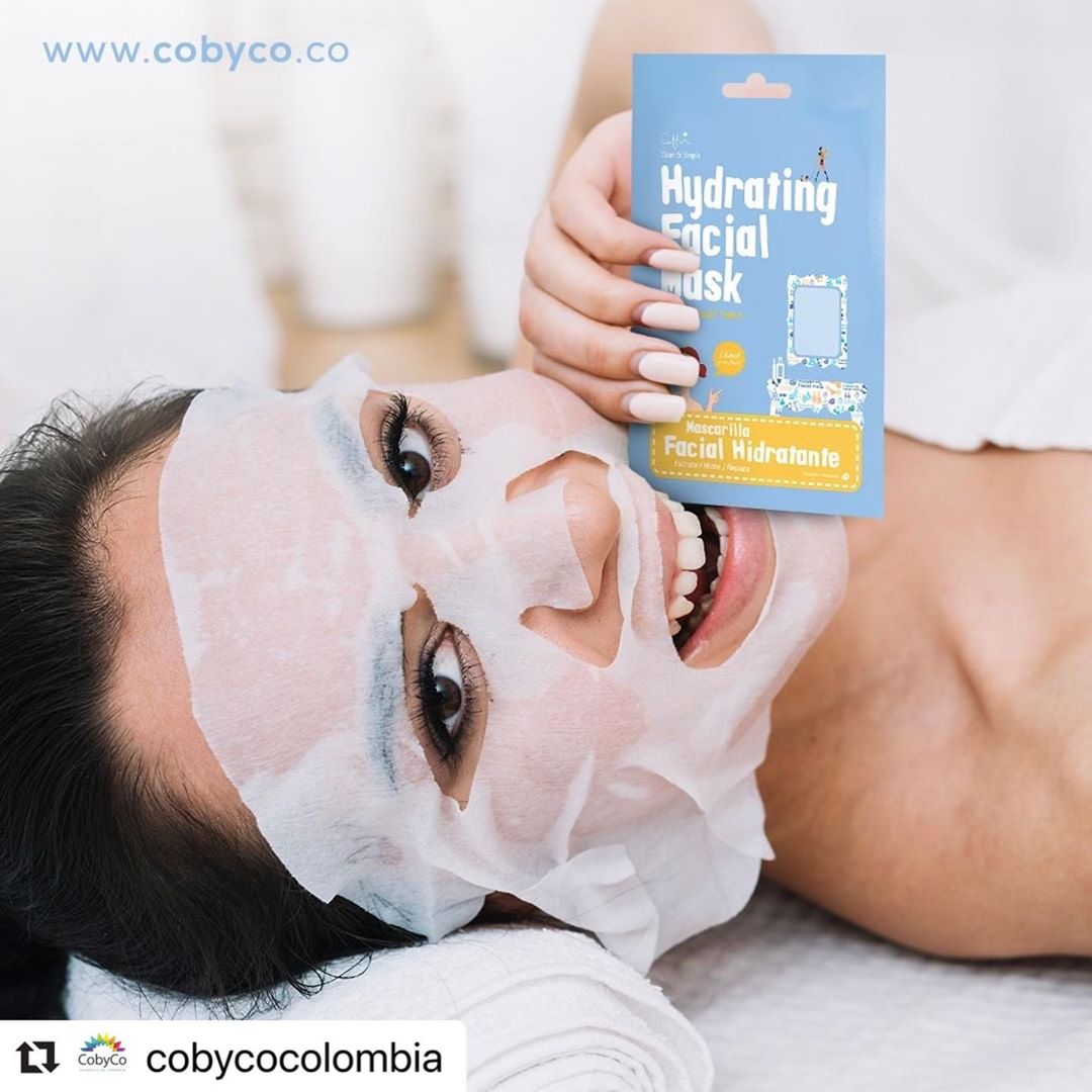 Cettua Colombia - #Repost @cobycocolombia with @make_repost
・・・
Las Mascarilla Facial Hidratante de Cettua nutre y repara la piel, hidratándola profundamente con la mezcla de Agua Glacial, Agua Marina...