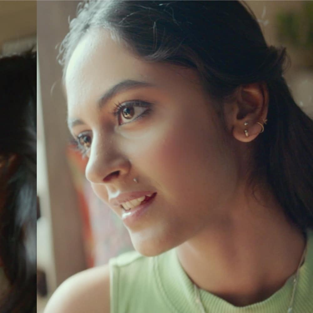 MYNTRA - There are two things that make for perfect moments - style and the perfect soundtrack.
Head to our profile to watch Sitara strum the perfect song for @kiaraaliaadvani  For moments styled
by M...