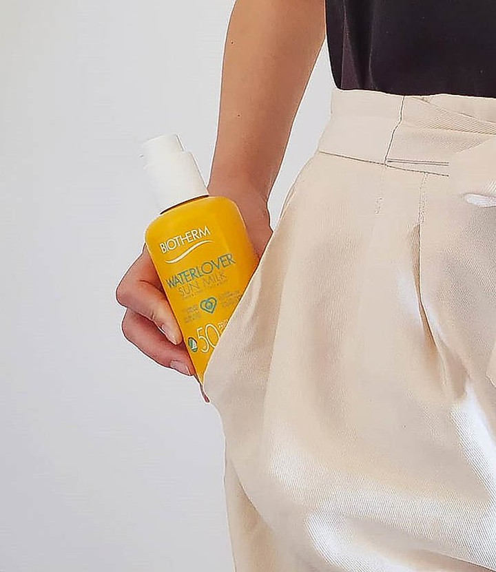 BIOTHERM - This official Nordic Swan Ecolabel, established in 1989 and supported by all Nordic Governments, is one of the most stringent and recognized certifications from the world’s most environment...