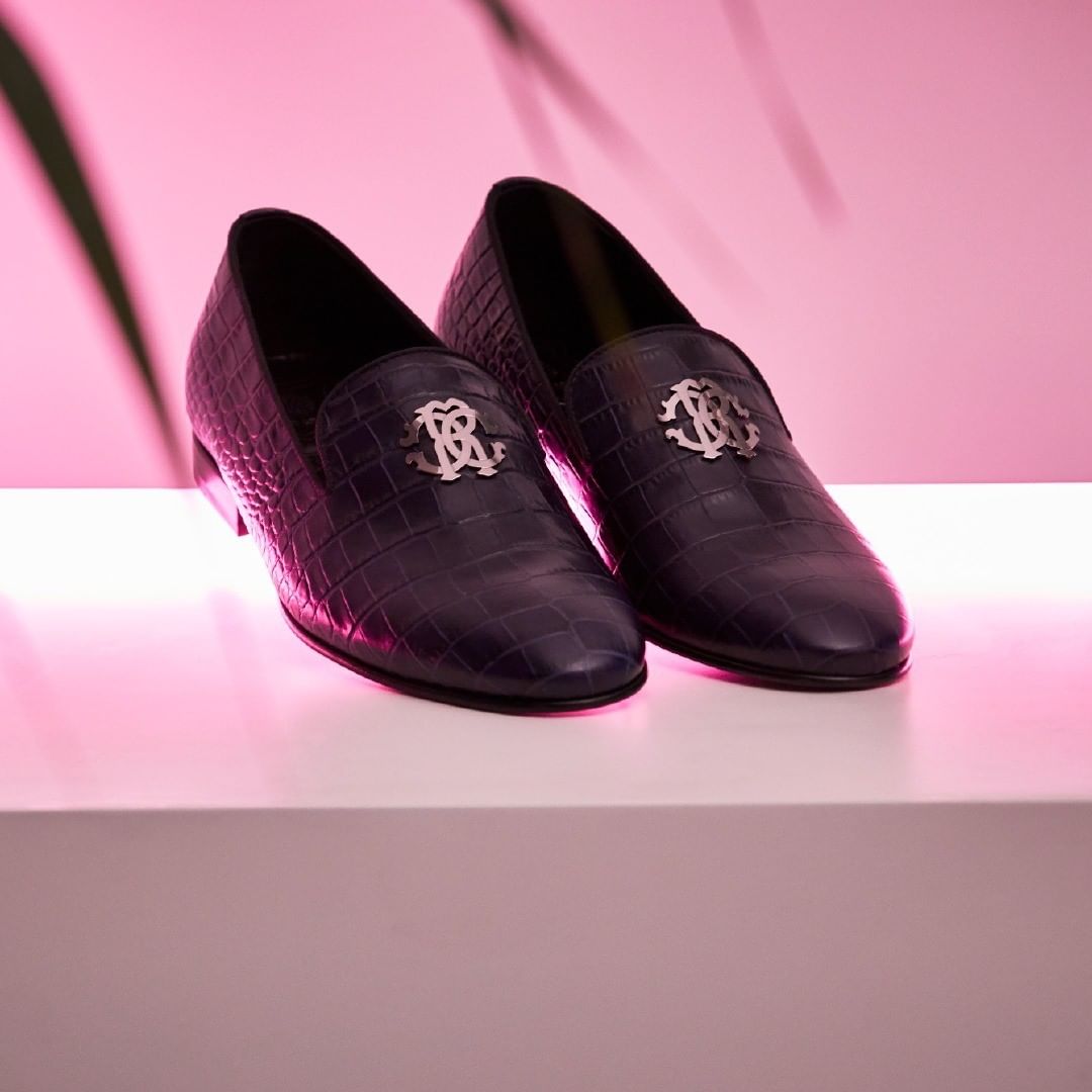 Roberto Cavalli Official - Define your eclectic spirit in #RobertoCavalli Mirror Snake loafers.