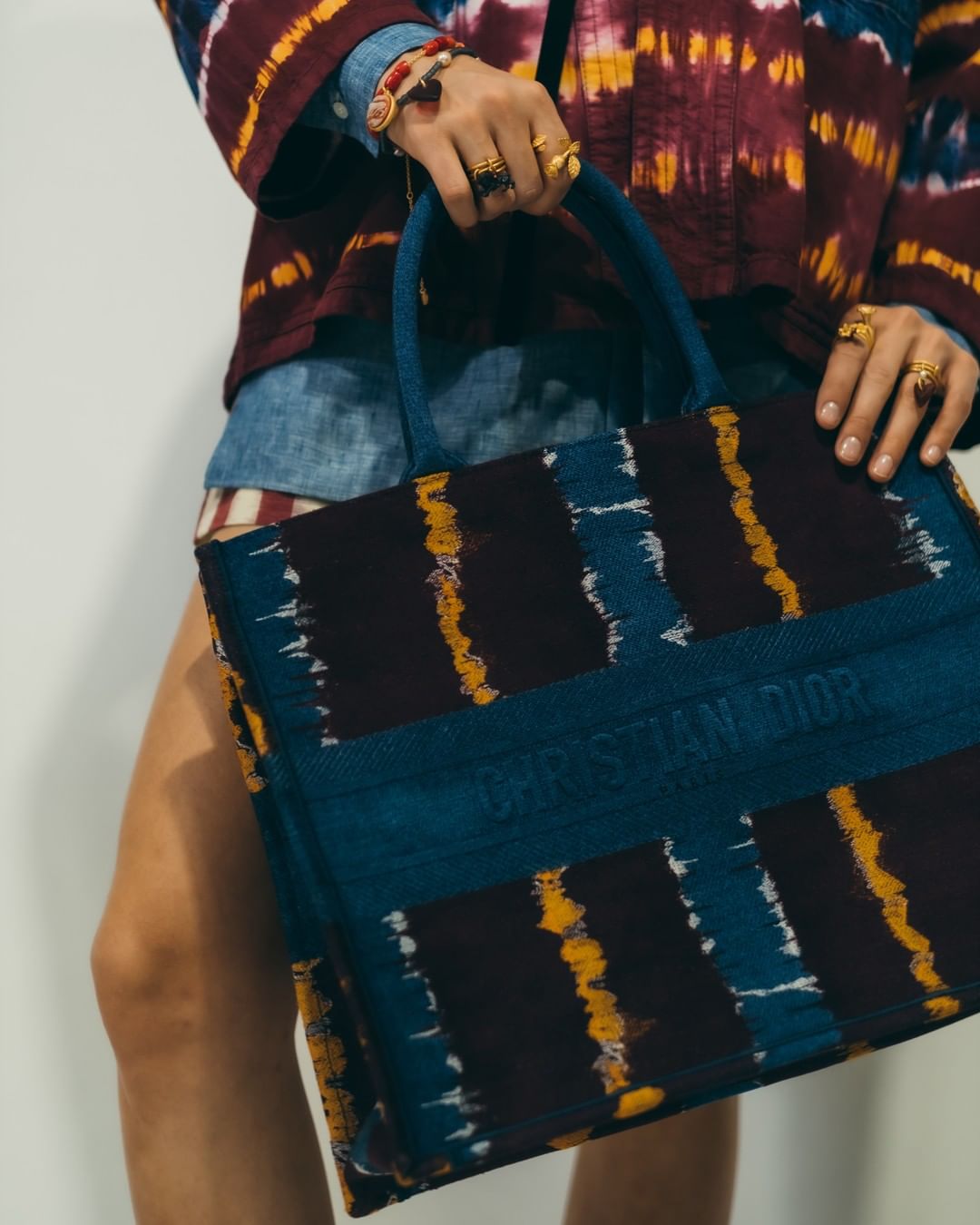 Dior Official - The embroidered #DiorBookTote continues its domination for #DiorSS21 by @MariaGraziaChiuri with color stories and effects that capture the spirit of the season, from sun-bleached pale...