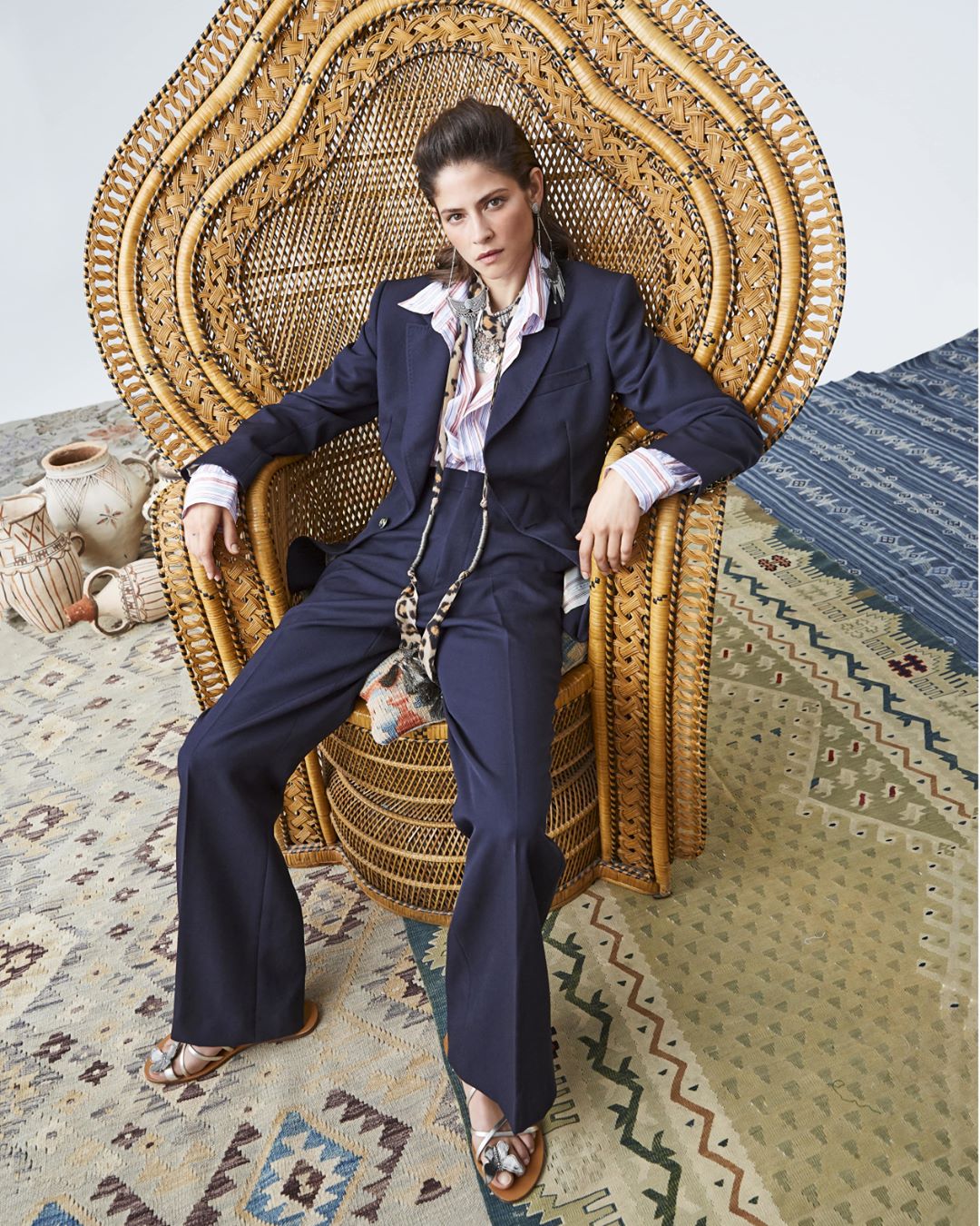 ETRO - Be sure to check out the #ETROSS20 collection in the latest issue of @harpersbazaares.⁣
⁣
#ETRO #ETROeditorials⁣
Photographer: @pablosarabiafoto⁣
Stylist: @claudialaukamp⁣
Model: @albagalocha