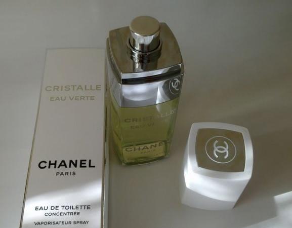 Чувственный и нежный аромат Cristalle Eau Verte от Chanel