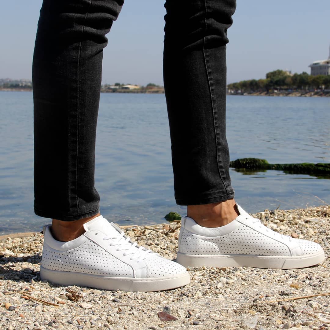 Sail Lakers - Yazın en trend sneaker modellerinde büyük indirim devam ediyor😎

#erkekayakkabı #erkeksporayakkabı #erkekayakkabisi #Sneakers #erkeksporayakkabi