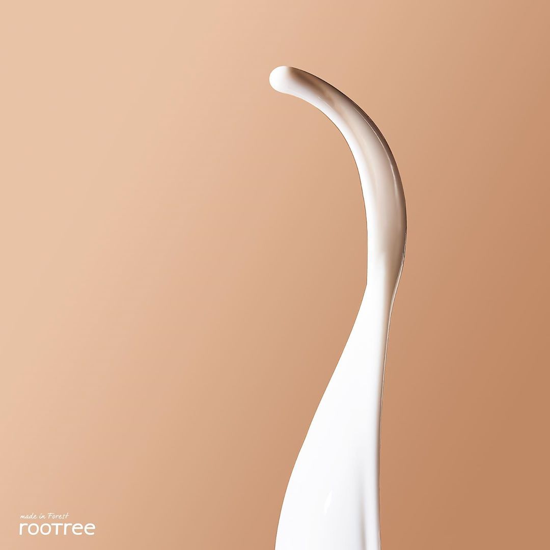 rootree.official - 피부에 닿는 순간 느껴지는 부드러움 
자꾸만 바르고 싶어 ღ˘⌣˘ღ

#루트리#피토그라운드#크림토너