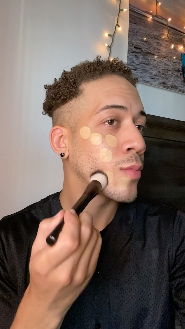 NYX Professional Makeup - #NYXProfessionalMakeup PRO Artist @makemeupchris spils the tea on how to perfect a flawless, full coverage base without the cake! Here are the deets:
✨ Bare With Me Cannabis... NYX Professional Makeup - #NYXProfessionalMakeup PRO Artist @makemeupchris spils the tea on how to perfect a flawless, full coverage base without the cake! Here are the deets:
✨ Bare With Me Cannabis...