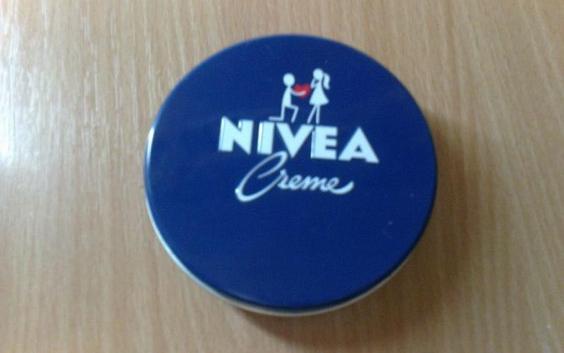 Универсальный увлажняющий крем NIVEA Creme фото