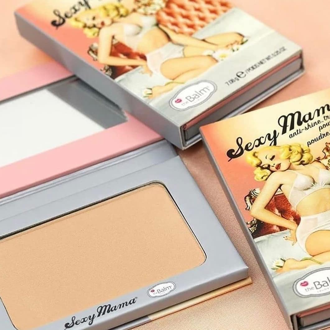 theBalm Cosmetics - Set it and forget it with Sexy Mama Translucent Powder which has a photo-friendly and universally flattering formula.