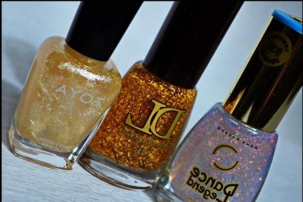 Три топа: Dança Lenda Сияющее Золото 930, Dança Lenda Folha de Ouro 24K и Zoya Brilho Gloss - resenha