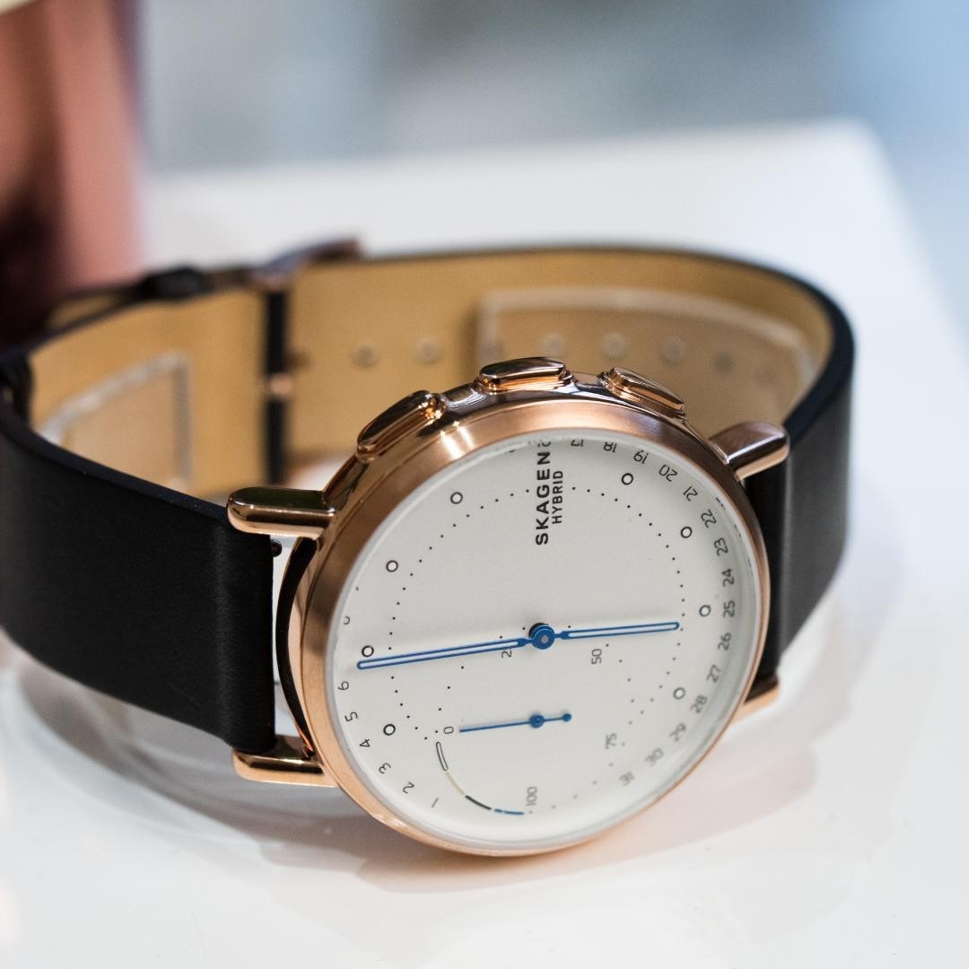 Watches2U - Need a gift for a stylish techie? Skagen have you covered - classic watch, discreet smart features. ⁠
⁠
⌚Skagen Connected Mens Signatur Smartwatch SKT1112⁠
.⁠
.⁠
#skagen #w2u #watches2u #t...