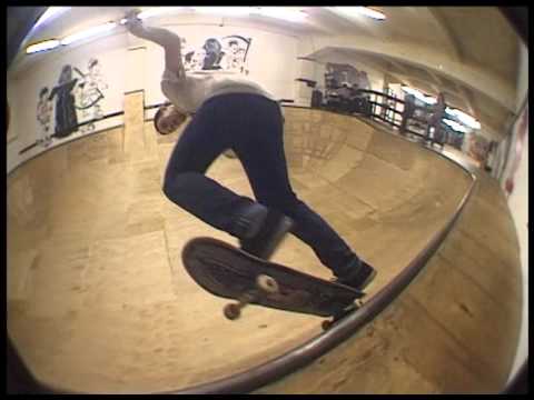 Kostya Kulagin - Snake Pit Fight&Fart