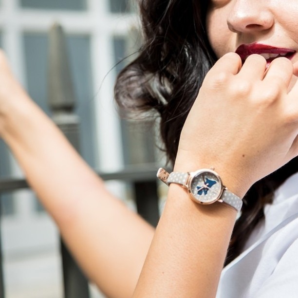 Watches2U - A 'walking-the-dog' accessory on national dog day! Pawfect! 🐶🐾⁠ ⁠
⁠
⌚Radley Ladies Watch RY2734S⁠
⁠📷@meli_cinpix⁠
.⁠
.⁠
.⁠
#nationaldogday #radleylondon ⁠#w2u #watches2u #timepiece #watche...