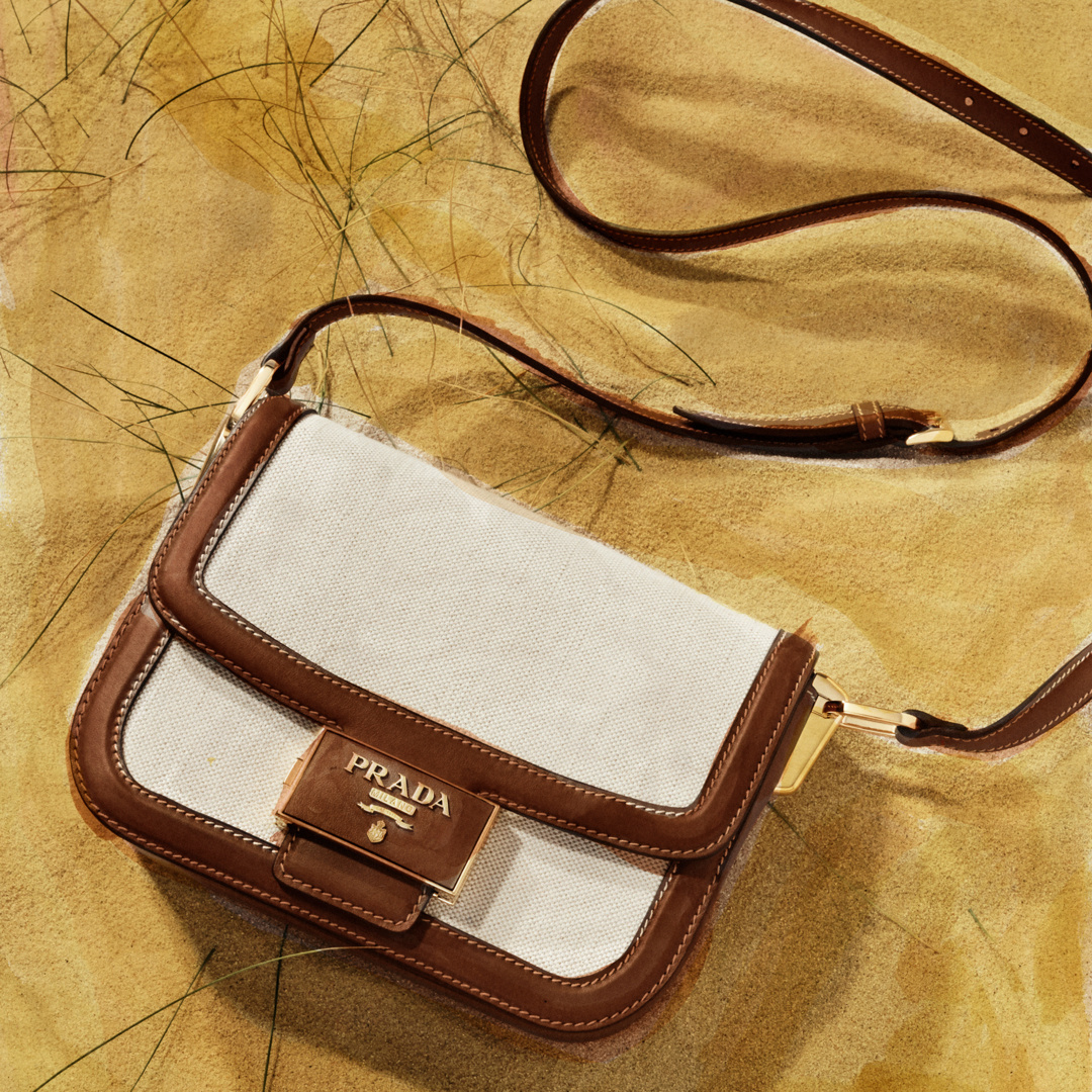Prada - Painting outside the lines. Discover new classic #Prada bags styles via link in bio.⠀
#PradaPreFall20⠀
#PaintedinPrada⠀
#Prada