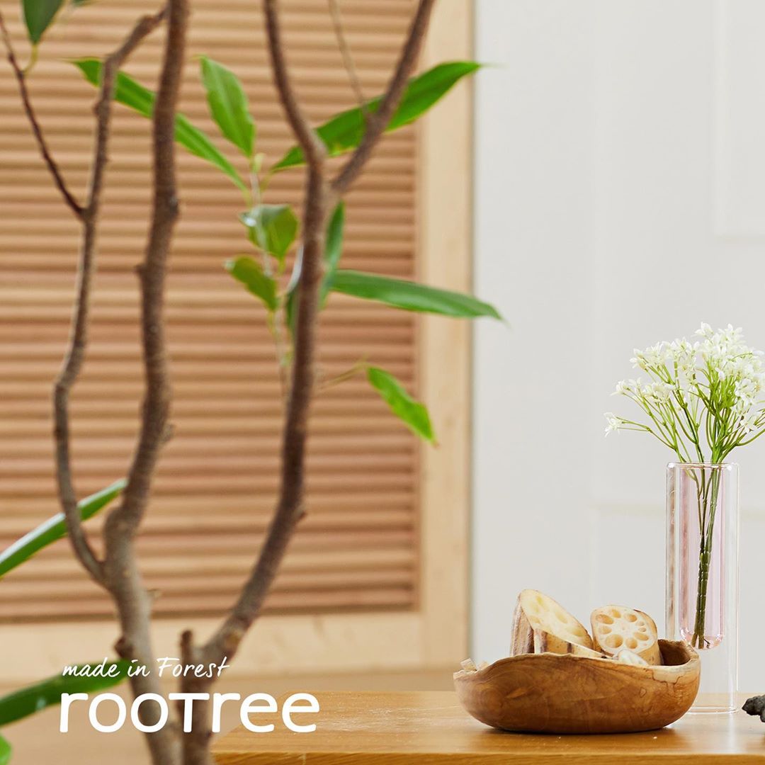 rootree(루트리) 공식 인스타그램 - #겉닦속찹#스킵케어#피부의편안함

노폐물은 닦고, 수분은 찹찹 채우는
피토 그라운드 크림 토너로
오늘부터 스킵케어 하세요🤎

𝑷𝒉𝒚𝒕𝒐 𝒈𝒓𝒐𝒖𝒏𝒅 𝒄𝒓𝒆𝒂𝒎 𝒕𝒐𝒏𝒆𝒓