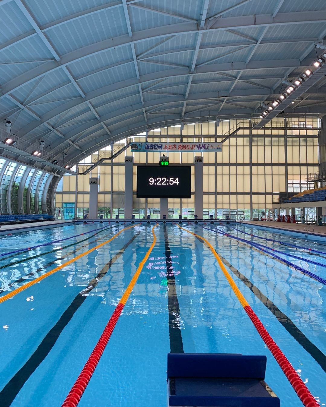 Speedo UK - Pool perfection 🤩 (excusing the lane ropes 🤪) This is the swimming pool in South Korea where one of our Team Speedo photoshoots took place! 📷 
Who would love to be part of a Speedo photosh...